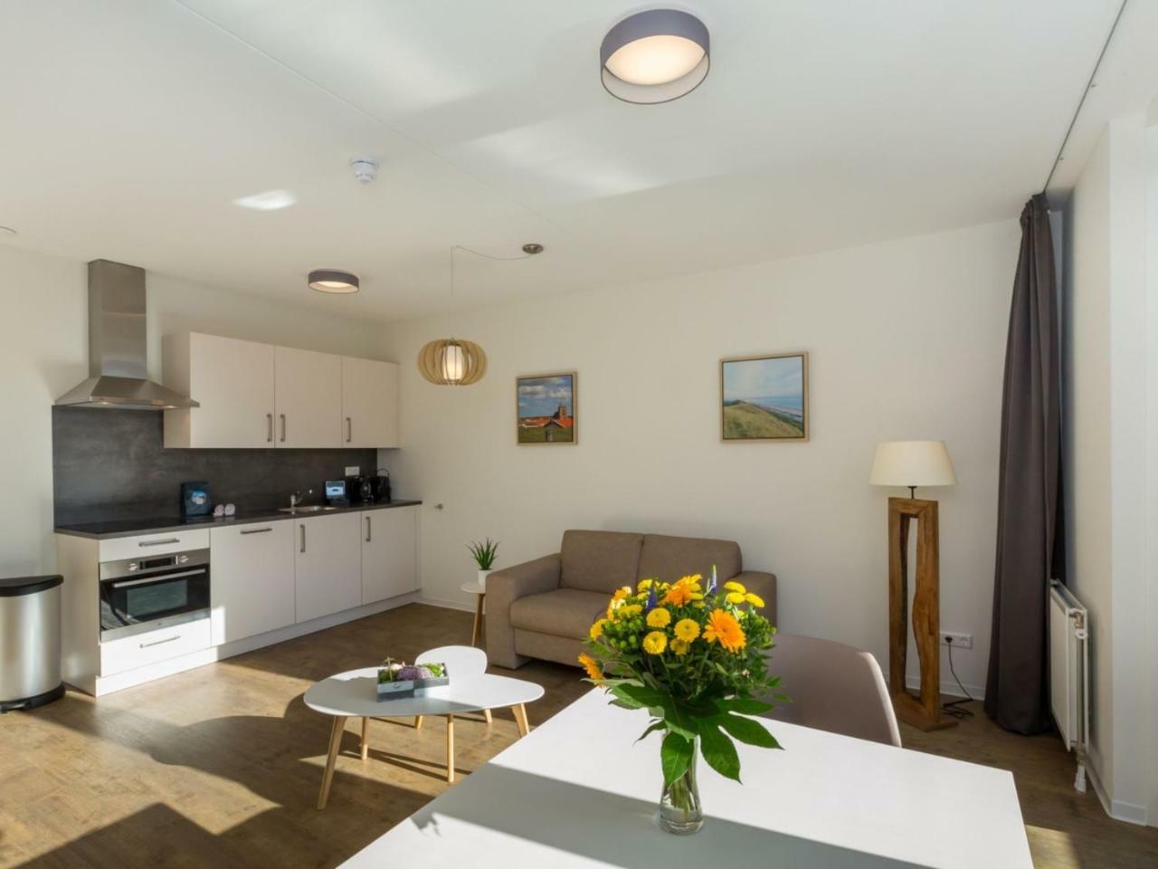 Luxurious Apartment In Zoutelande Near Beach Номер фото
